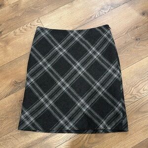 Eddie Bauer Women’s Plaid Wool Blend Mini Skirt Gray Black White Size 6